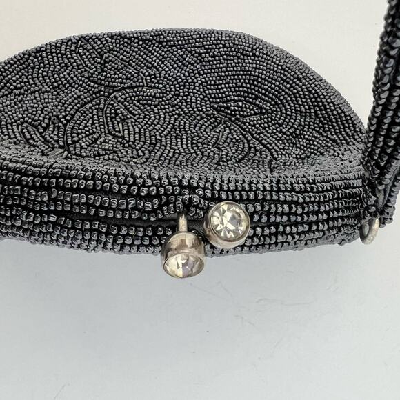 Delill Beaded Silver Evening Clutch Mini Bag Kisslock Closure Handmade in Japan - Picture 5 of 8